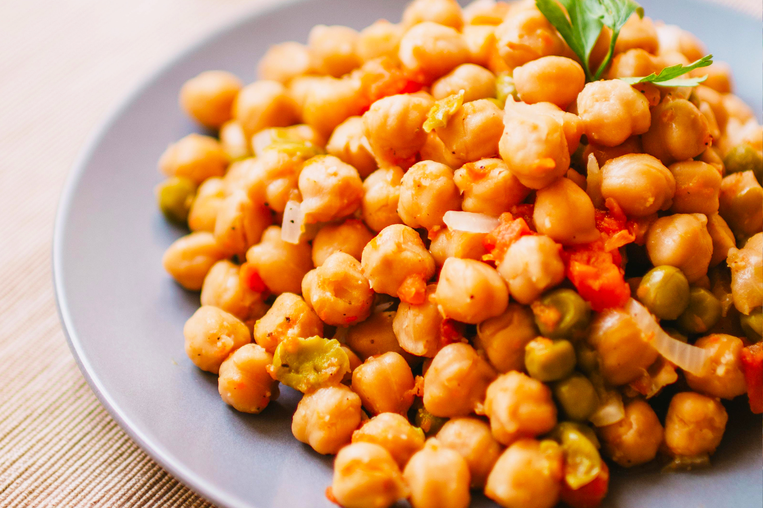 Crispy Roasted Chickpeas Recipe – Easy, Healthy Snack in 30 Minutes ...